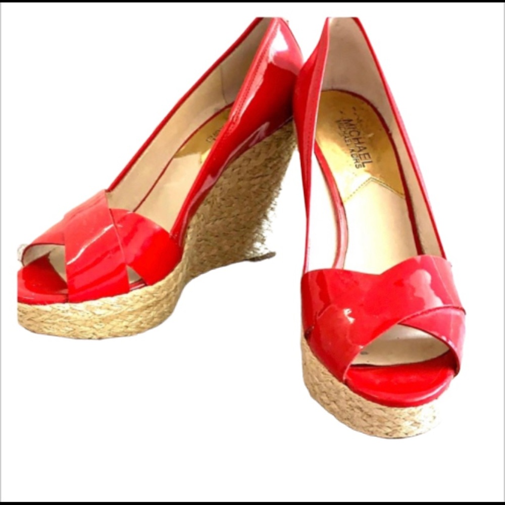 Michael Kors Patent Leather Wedges👠